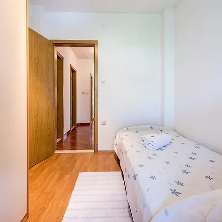 Sunshine Apartment